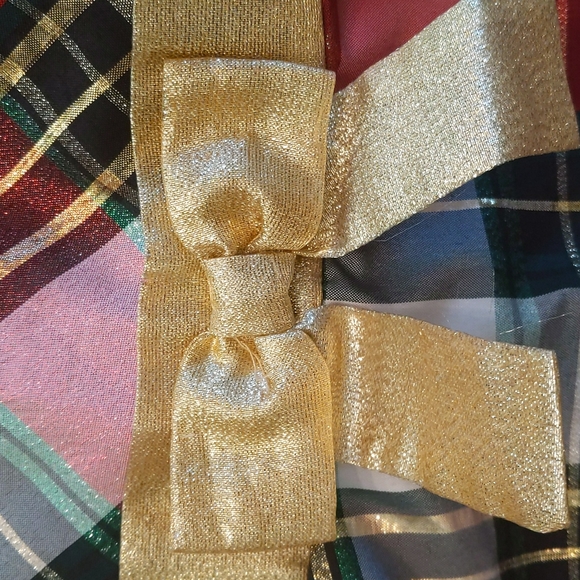 Beautiful Holiday Dress Size 4 - Picture 3 of 6